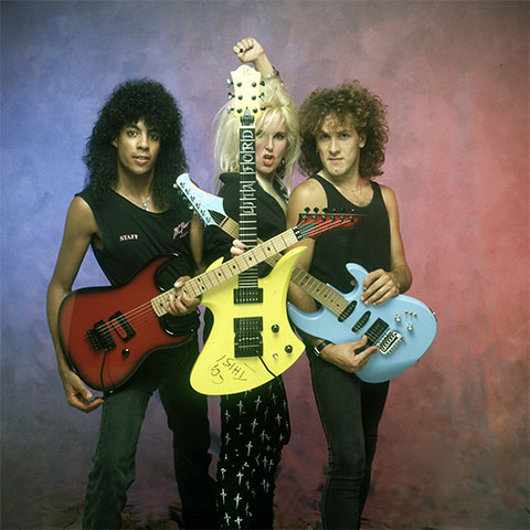 TONY,-LITA-AND-VIV-05MINI